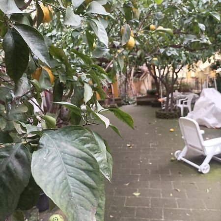 Il Giardino Nascosto Hotel Naples Exterior photo